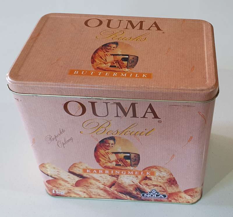 OUMA RUSKS tin as per photos
