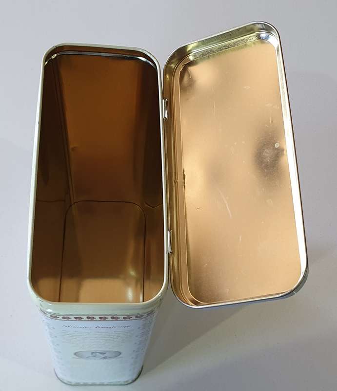 OUMA RUSKS tin as per photos