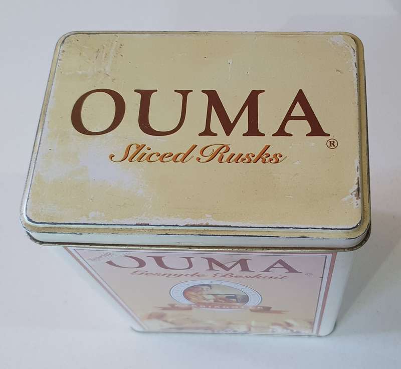 OUMA RUSKS tin as per photos