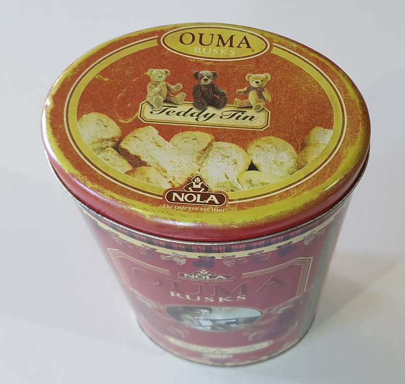 OUMA RUSKS tin as per photos