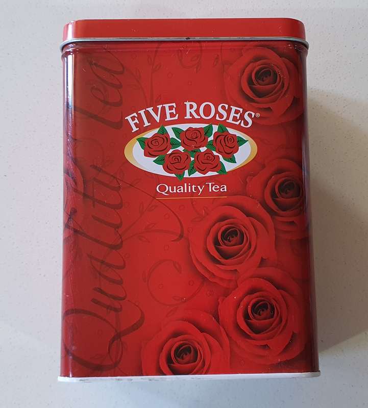 FIVE ROSES tea tin as per photos