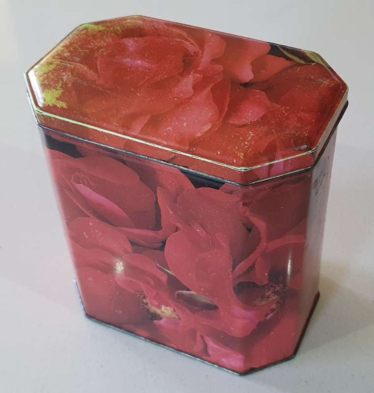 ROSES tin as per photos