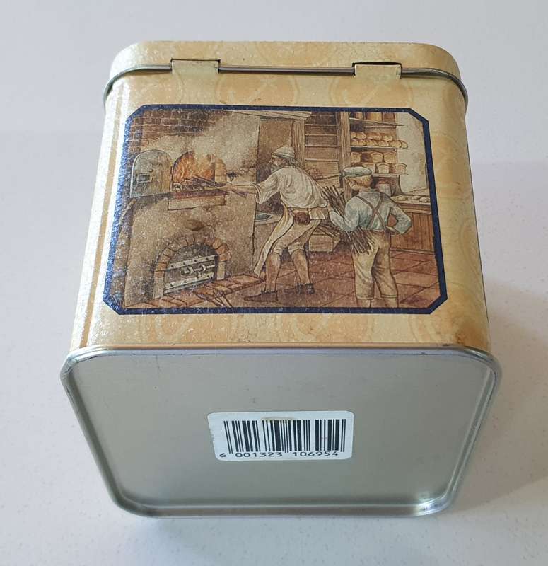 ANCHOR YEAST tin as per photos