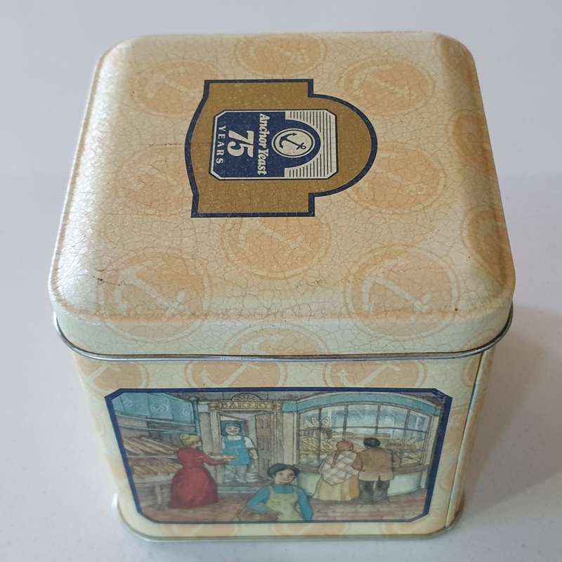 ANCHOR YEAST tin as per photos