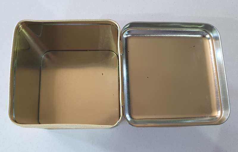 ANCHOR YEAST tin as per photos