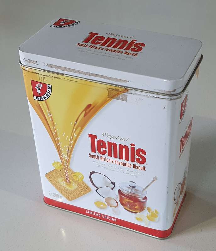 BAKERS TENNIS BISCUIT tin as per photos