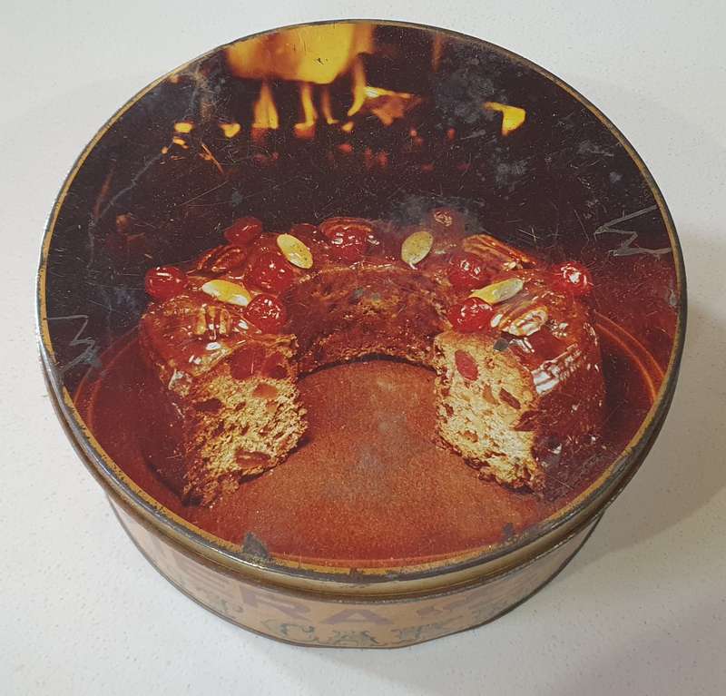 RIVIERA FRUIT CAKE tin as per photos