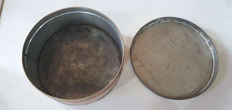 RIVIERA FRUIT CAKE tin as per photos