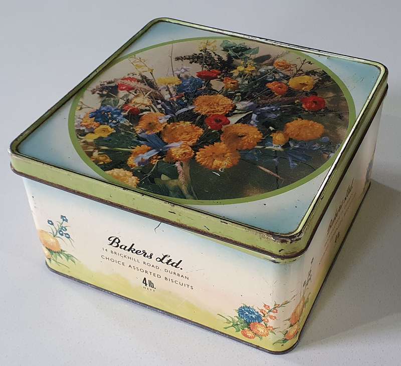 BAKERS biscuits tin as per photos