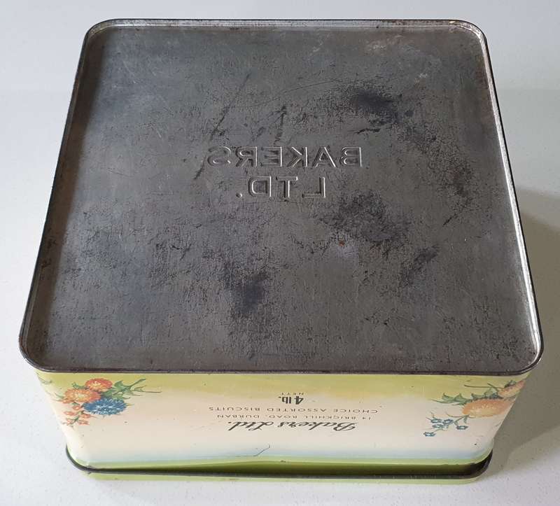 BAKERS biscuits tin as per photos