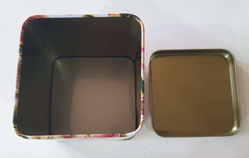 Flower theme tin as per photos