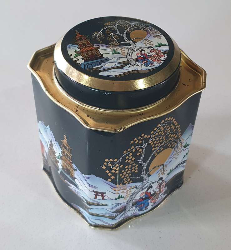 Tea tin as per photos