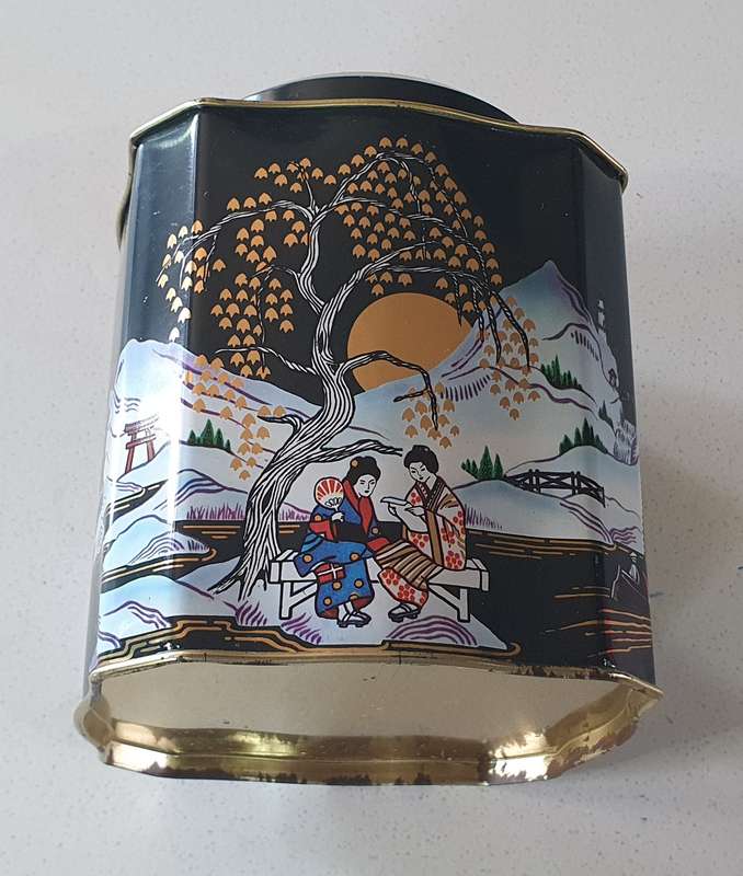 Tea tin as per photos