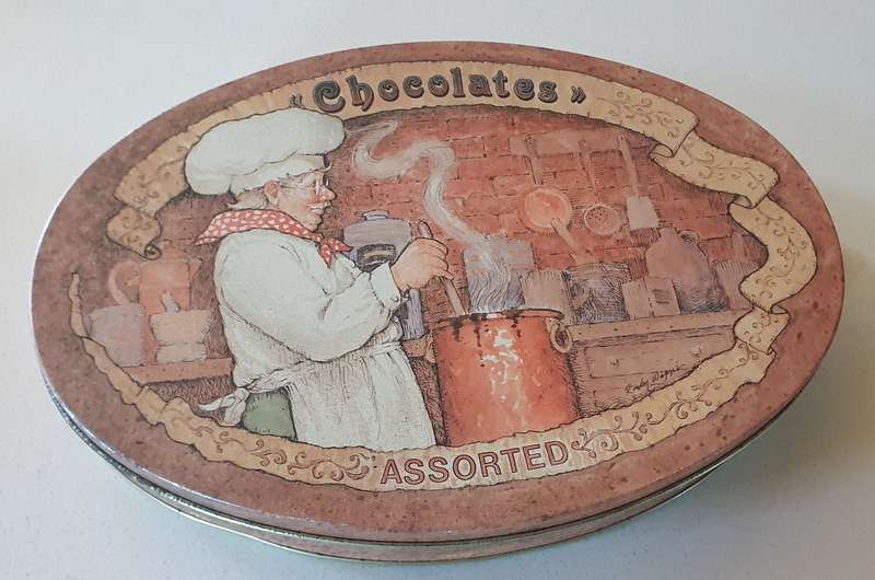 Oval chocolate tin as per photos