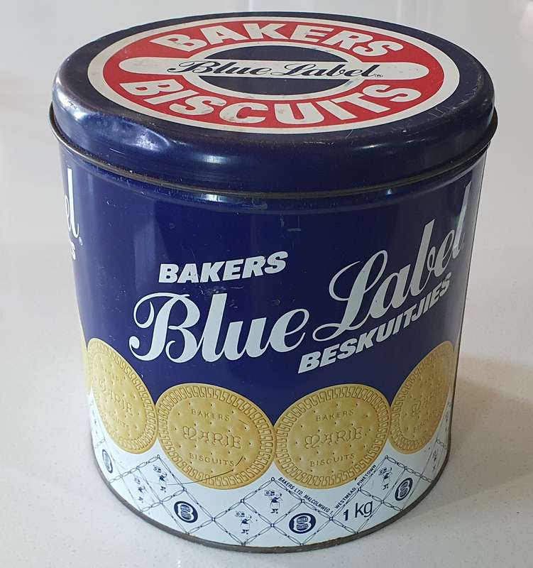 BAKERS BLUE LABEL tin as per photos