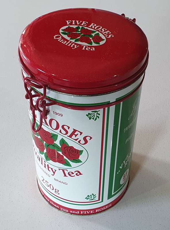 FIVE ROSES tea tin as per photos