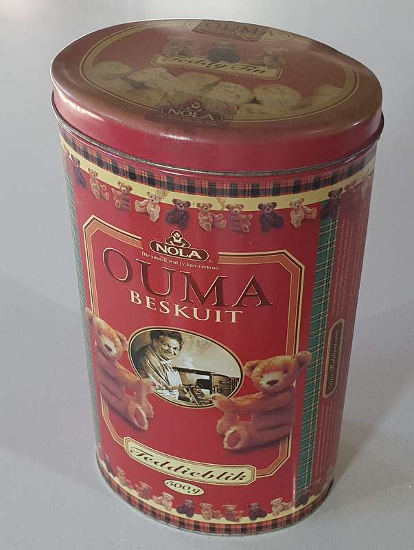 OUMA RUSKS tin as per photos