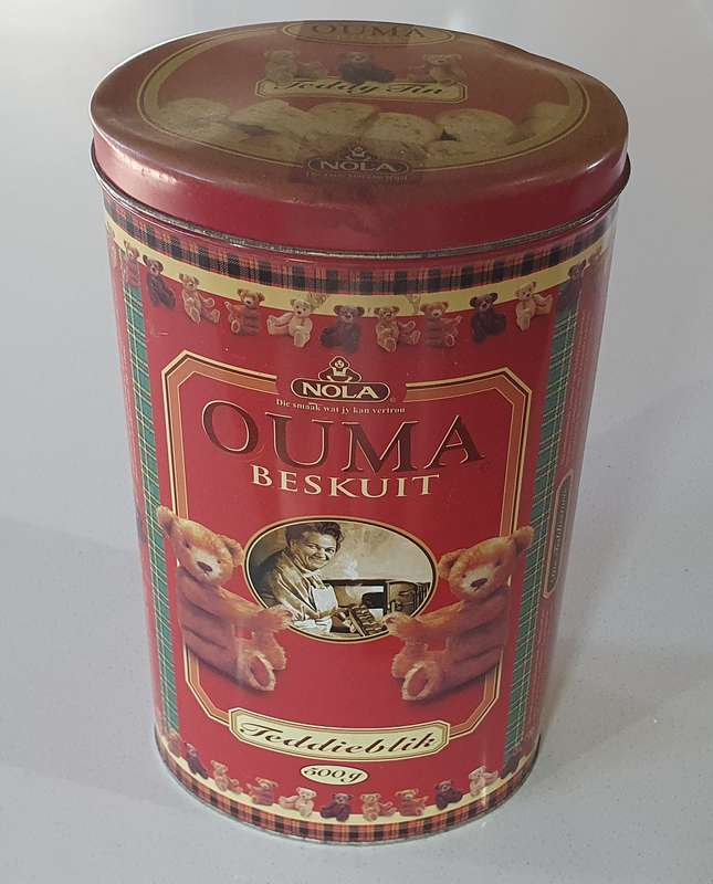 OUMA RUSKS tin as per photos