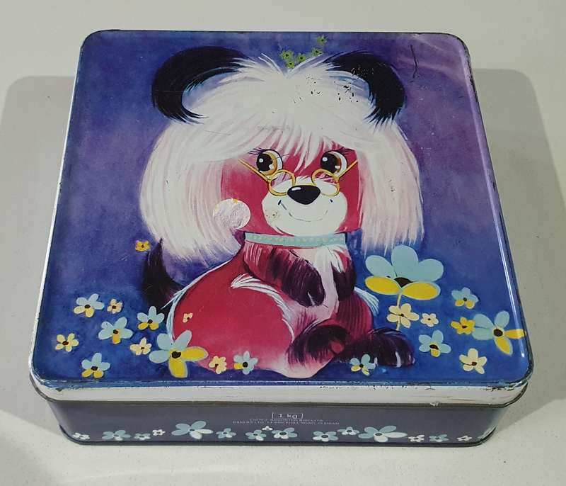 BAKERS tin as per photos