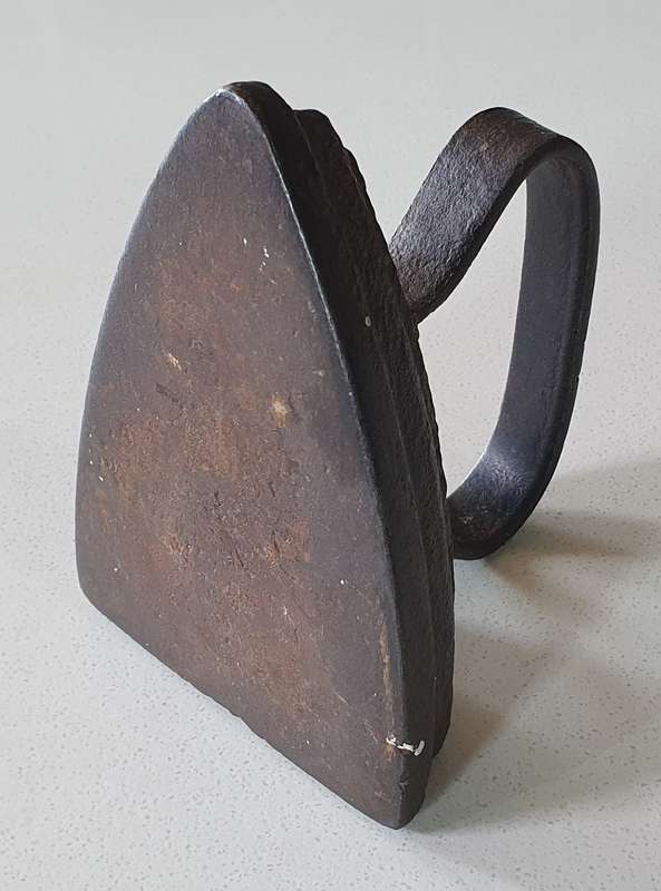 Vintage cast iron, coal stove Sad Iron as per photo