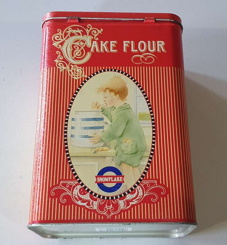 SNOWFLAKE CAKE FLOUR tin as per photo.