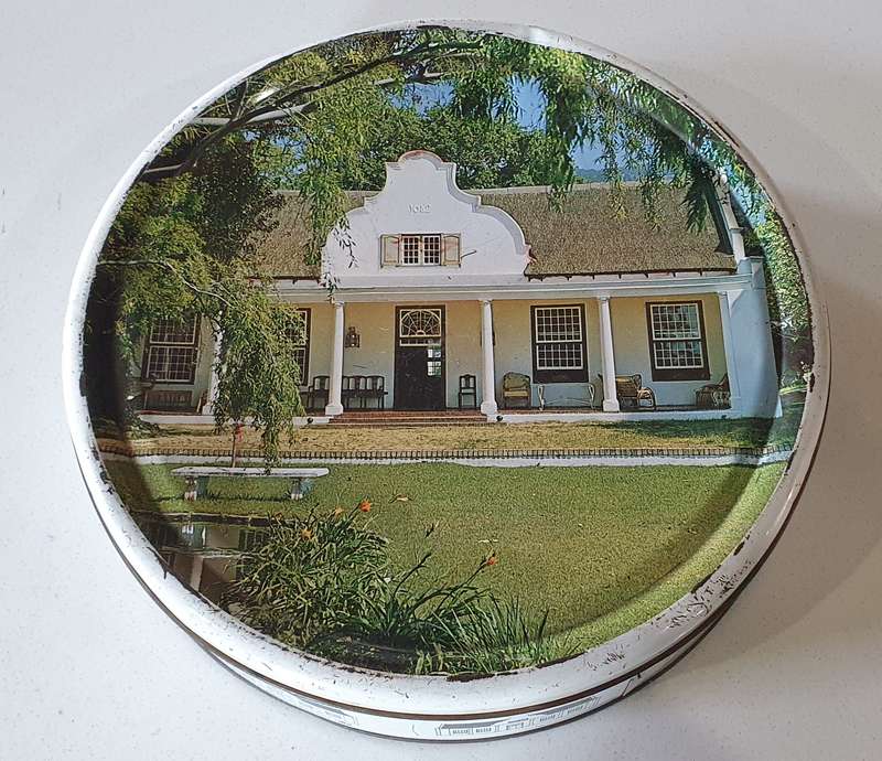 THREE RINGS PRODUCT BISCUIT tin as per photo.