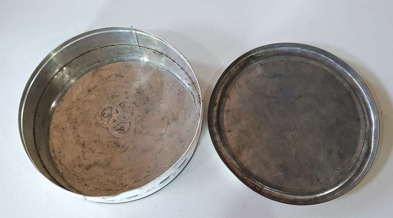 THREE RINGS PRODUCT BISCUIT tin as per photo.