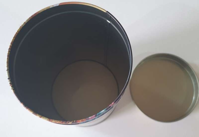 PEARS tin as per photo
