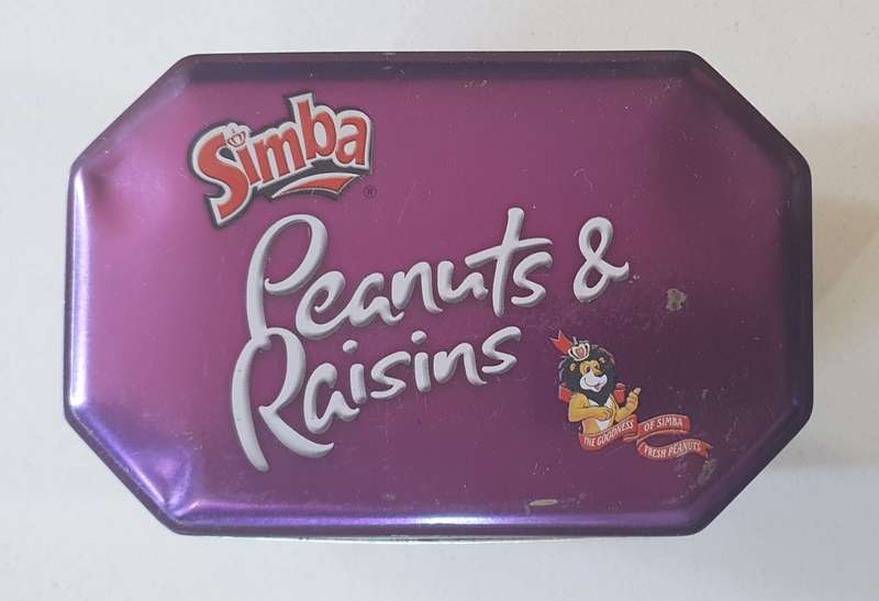 SIMBA PEANUTS & RAISINS tin as per photo