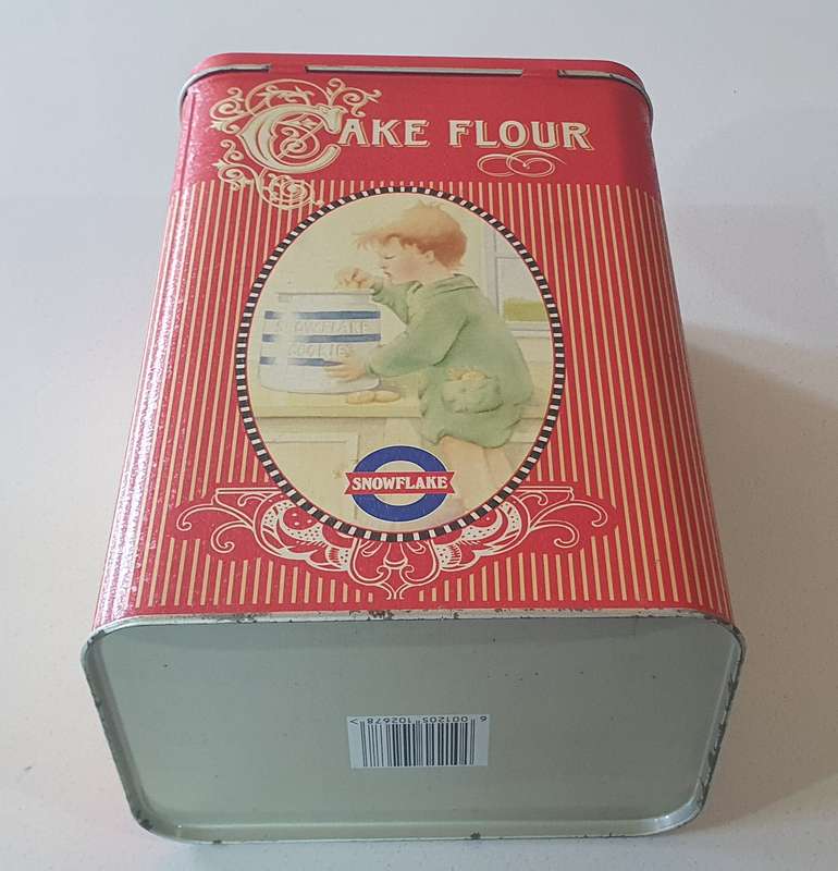 SNOWFLAKE CAKE FLOUR tin as per photo
