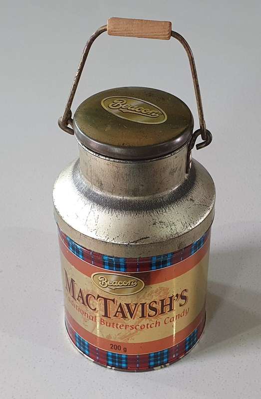 BEACON MACTRAVISH's CANDY tin as per photos