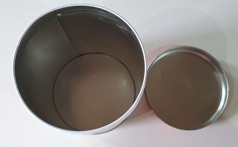 BAKERS RED LABEL tin as per photos