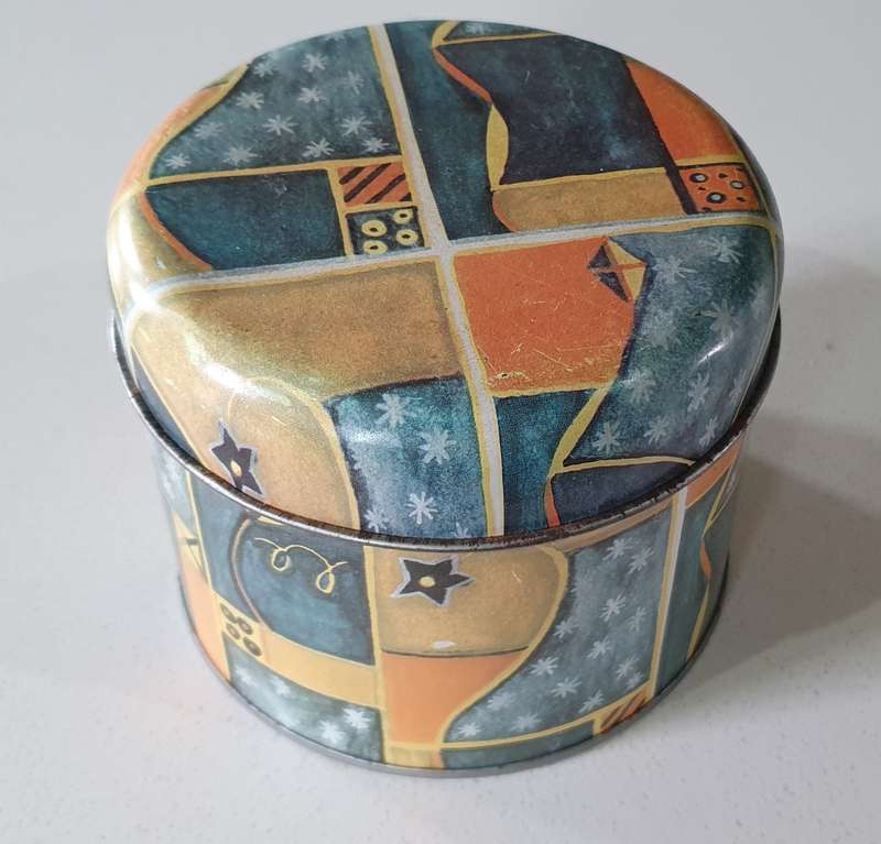 ARTY tin as per photos