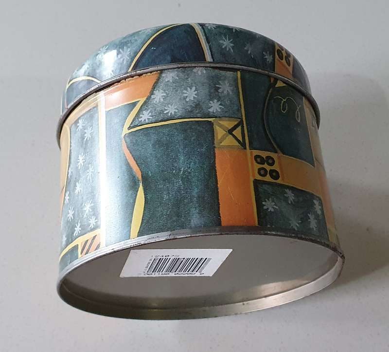 ARTY tin as per photos