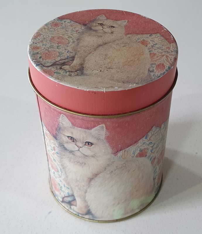 CAT theme tin as per photos