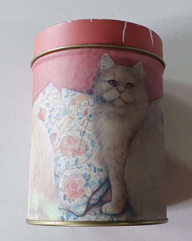 CAT theme tin as per photos
