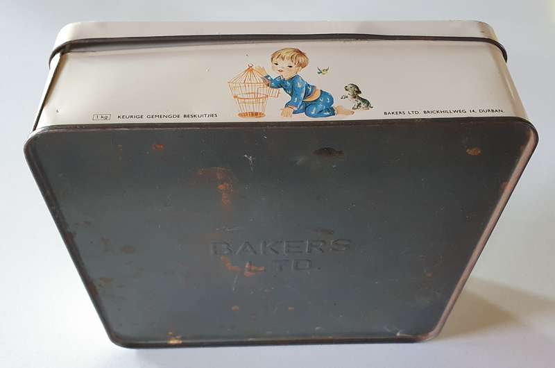 BAKAERS BISCUIT tin as per photos