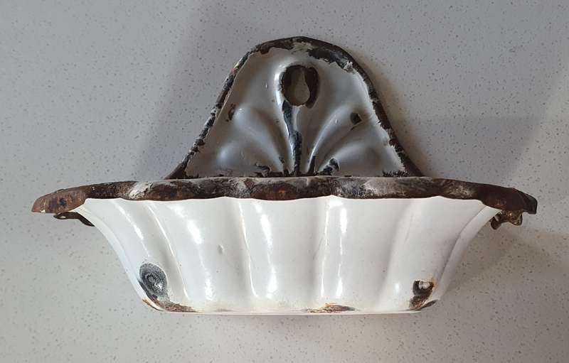 Vintage enamel soap holder as per photos
