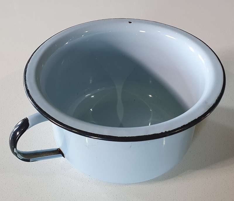 Vintage enamel bedpan as per photos