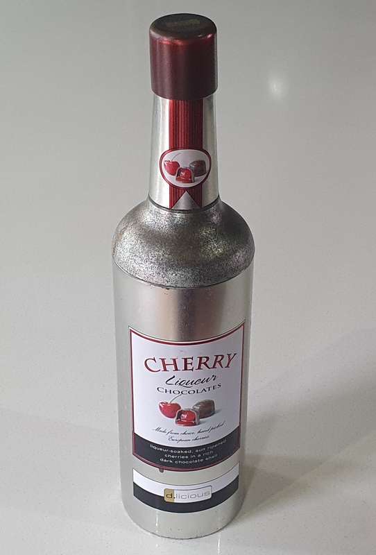 CHERRY LIQUEUR tin as per photos