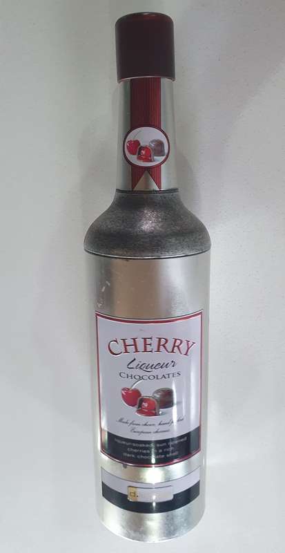 CHERRY LIQUEUR tin as per photos