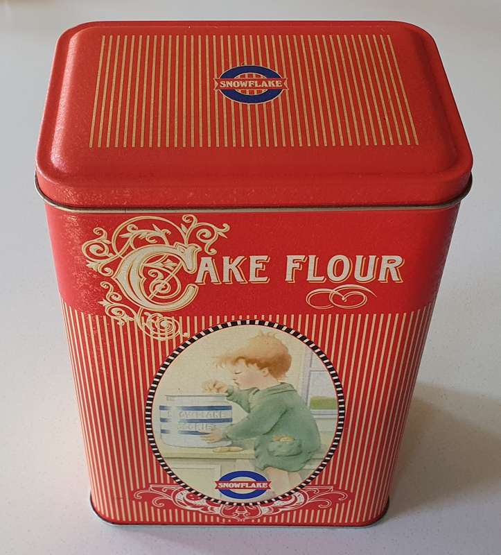 SNOW FLAKE cake flour tin as per photos