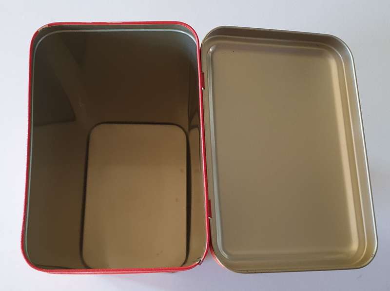 SNOW FLAKE cake flour tin as per photos
