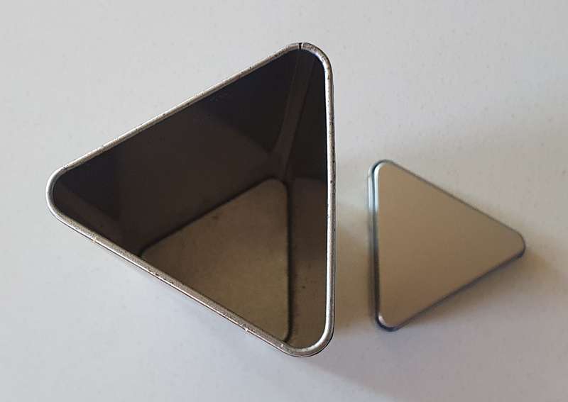 DARJEELING SELIMBING black tea tin as per photos
