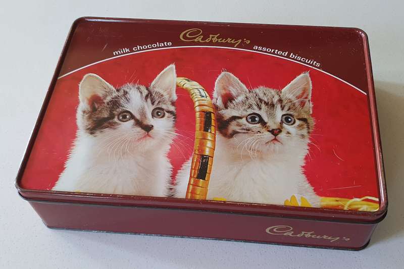 CADBURY'S twin cats tin as per photos