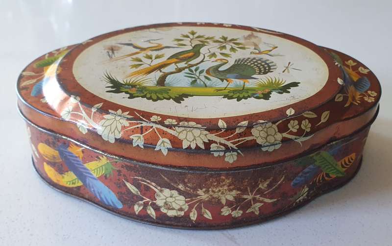 Vintage tin as per photos