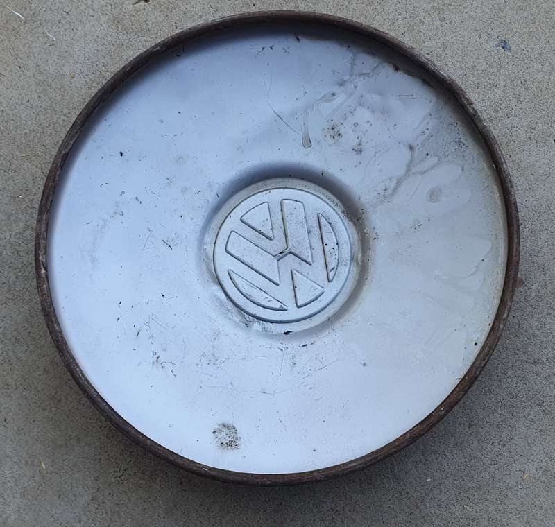 Vintage VW wheel hubcap as per photo