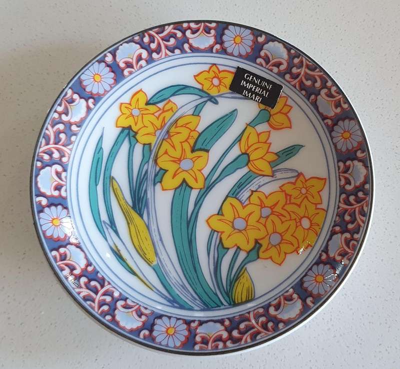 Small Genuine Imperial IMARI display plate as per photo