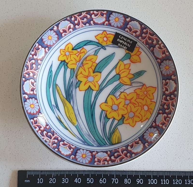 Small Genuine Imperial IMARI display plate as per photo