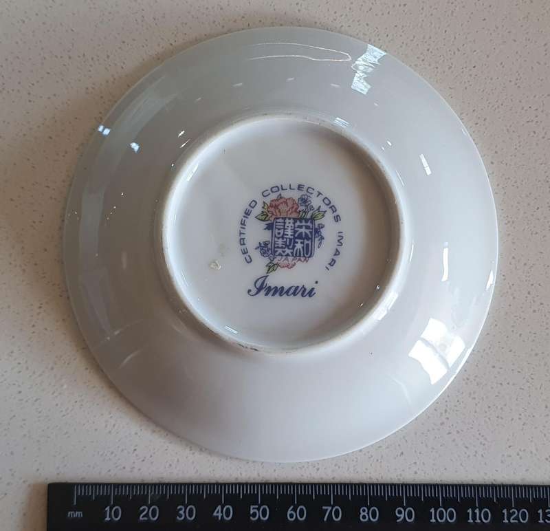 Small Genuine Imperial IMARI display plate as per photo